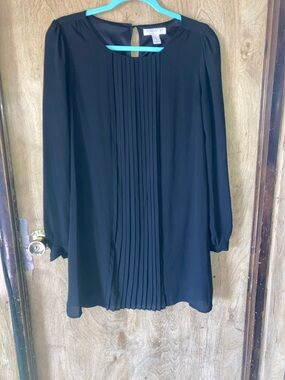 Forever 21 Black Long-Sleeve Shift Dress